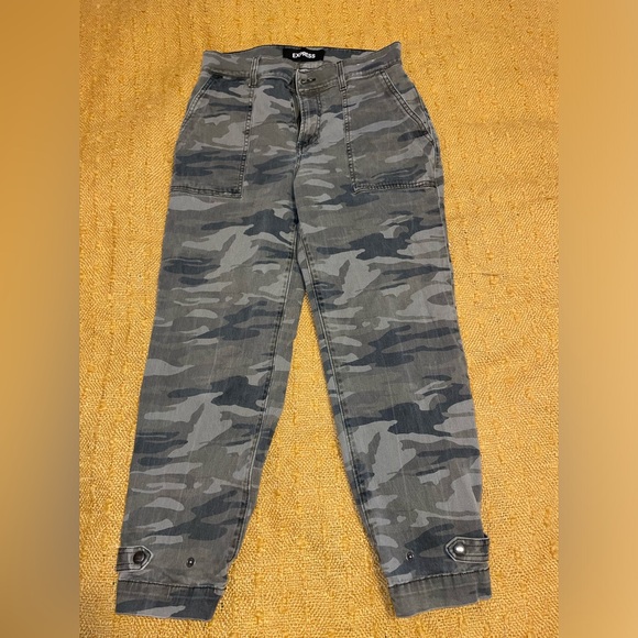 Camo Express Pants - Picture 6 of 10